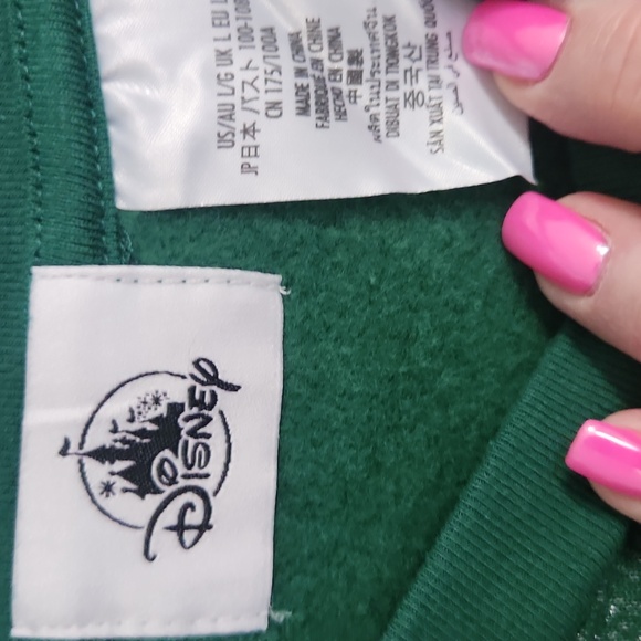 NWT. Ladies Disney Parks Mickey& Minnie Holiday Sweatshirt Sz. Large - Picture 4 of 10